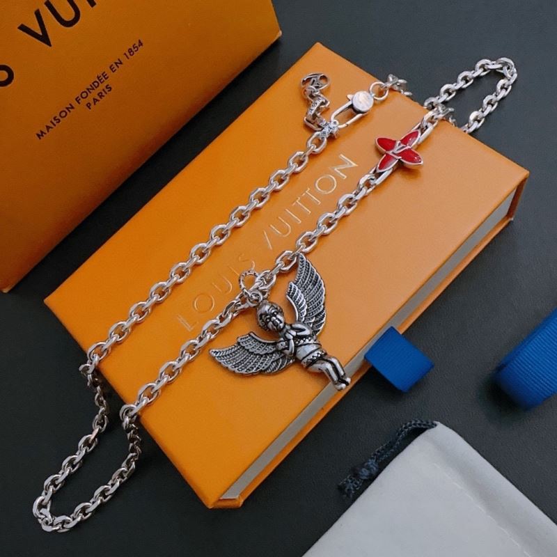 Louis Vuitton Necklaces